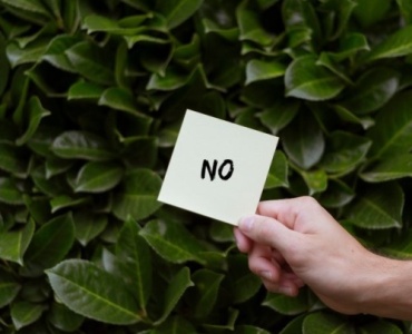 Grenzen setzen mit gutem Gefühl: Wie du endlich Nein sagst – ohne schlechtes Gewissen