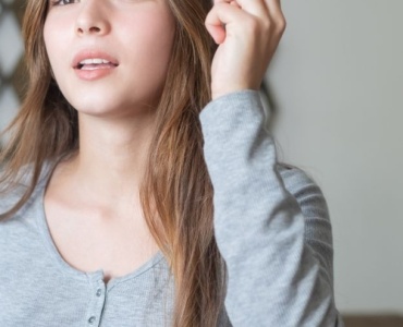 Buschige Augenbrauen perfekt stylen: So bringst du sie in Bestform