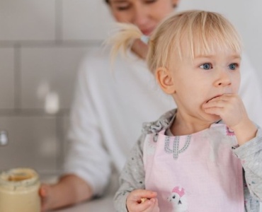 Wenn das Kleinkind genug hat: Sättigungssignale erkennen und respektvoll begleiten