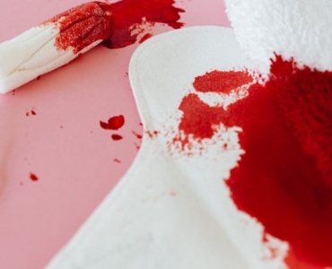 Wechseljahre im Anmarsch? Perimenopause erkennen – auch wenn die Periode noch regelmäßig ist